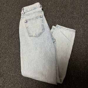 Light wash jeans